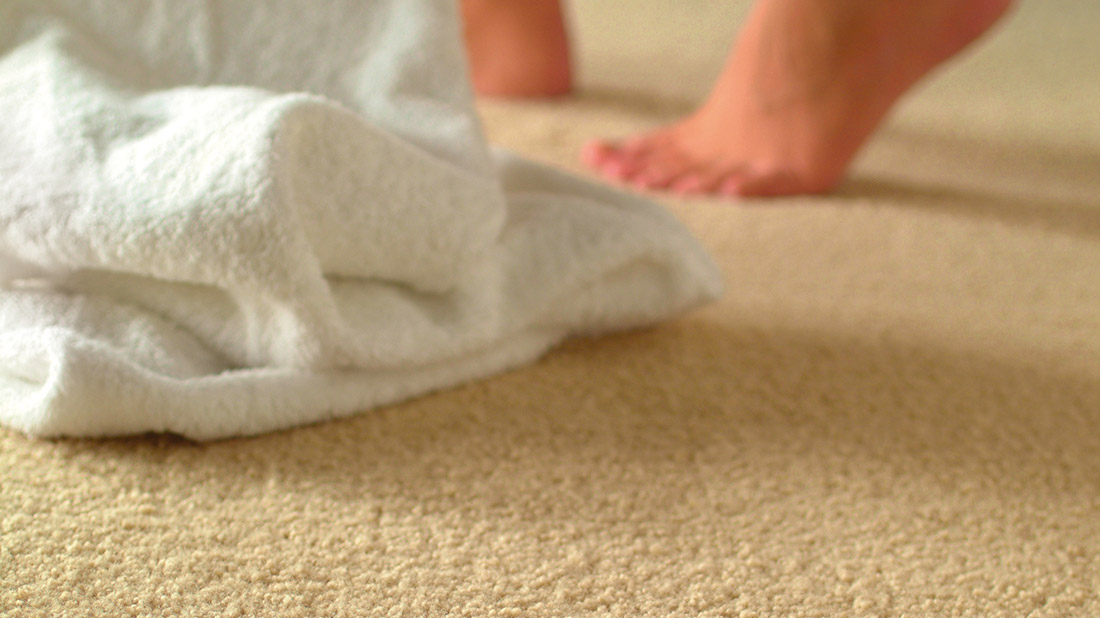 Carpet in a Bathroom - Benefits and Downsides